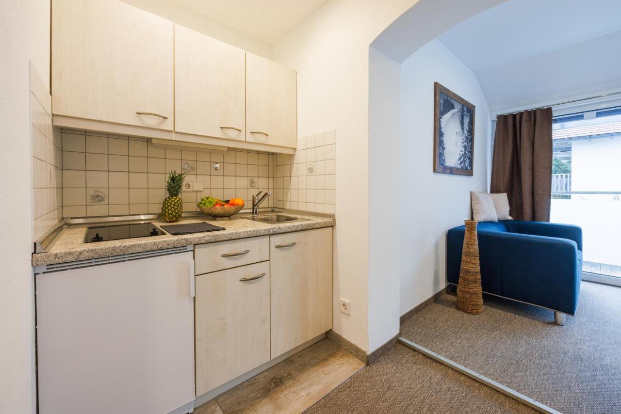 Haus Dippel Am Kurpark Inklusive Chiemgaukarte Apartment Ruhpolding Bagian luar foto
