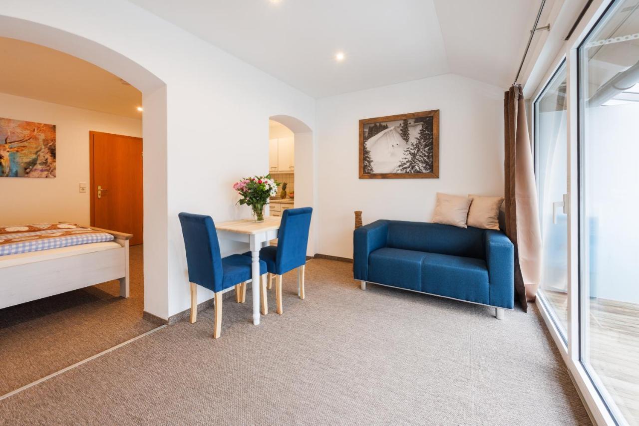 Haus Dippel Am Kurpark Inklusive Chiemgaukarte Apartment Ruhpolding Bagian luar foto